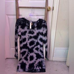 PINK night gown | black tie-dye design